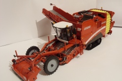 SN858406