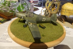 III-Konkurs-Modeli-Kartonowych-Kartonowa-Syrenka-2025-394