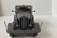 V2 & Hanomag SS100