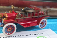 XIV-Regionalny-Konkurs-Modeli-Kartonowych-Ruda-Slaska-2025-205